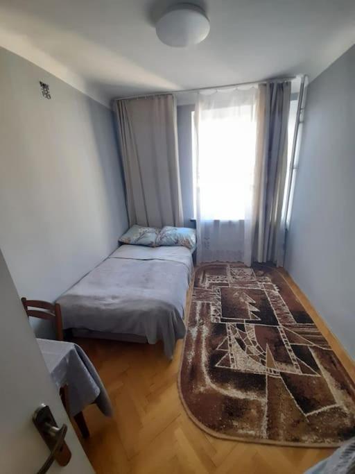 Mieszkanie Na Doby Plac Hallera Daire Varşova Dış mekan fotoğraf
